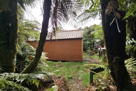 Te Whare Okioki & Mangamuka Huts Loop