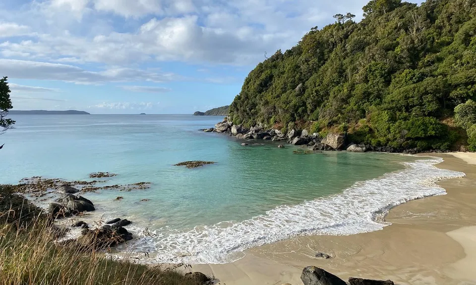 Bragging About Horseshoe Point, Southland
