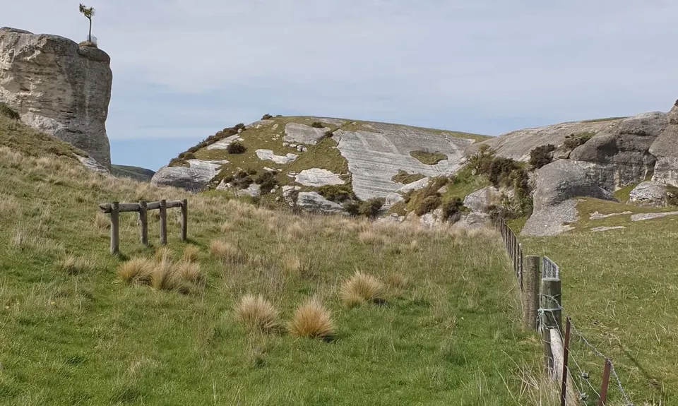 Maori Rock Art Jaunt, Canterbury