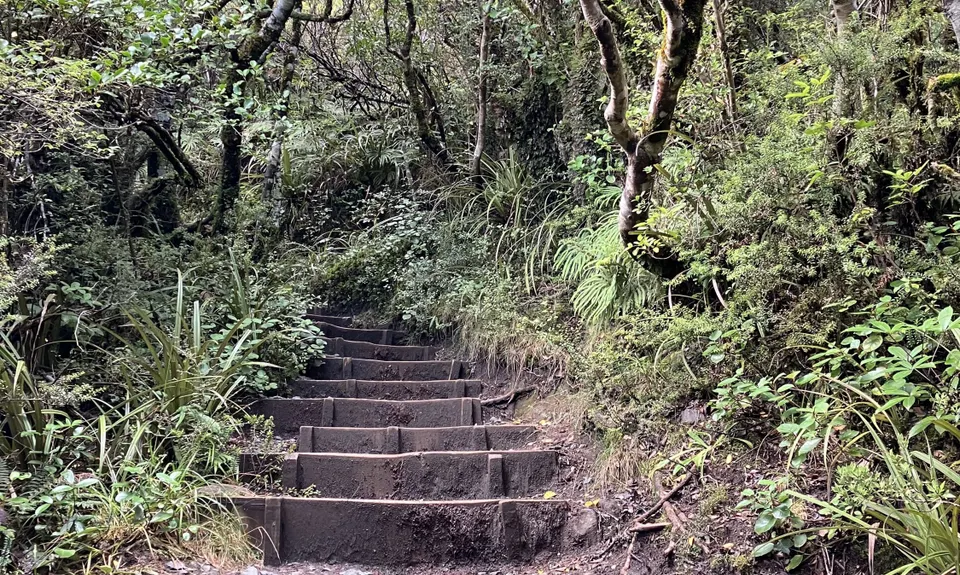 Taranaki Falls & Tama Lakes, Manawatu - Wanganui