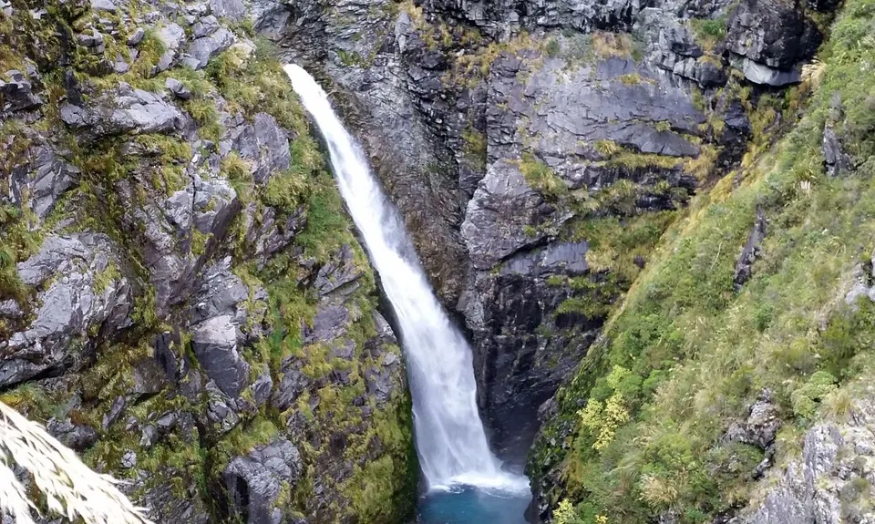 Encompassing Arthur's Pass, Canterbury