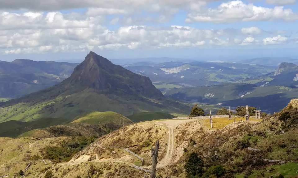 Mt Hikurangi - Sacred Mountain, Gisborne