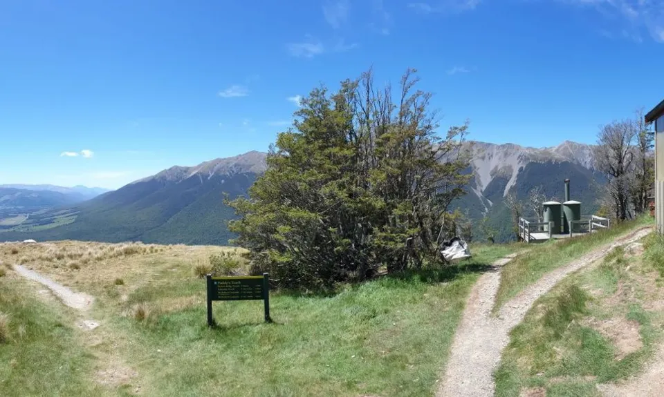 Mt Robert Loop, Tasman