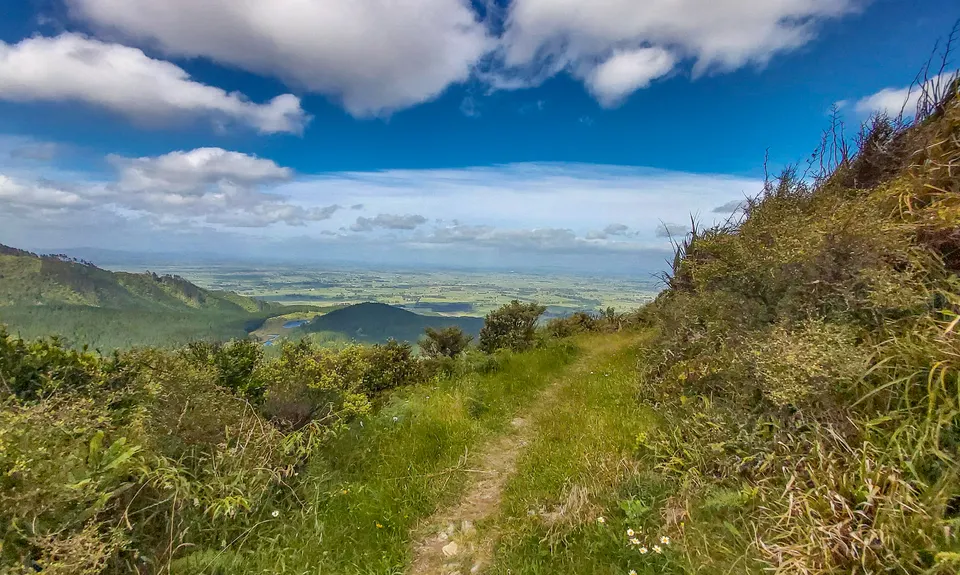 Tuahu Traverse, Bay of Plenty