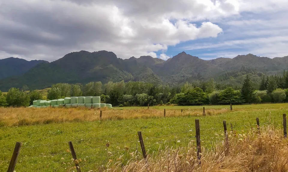 Tuahu Traverse, Bay of Plenty