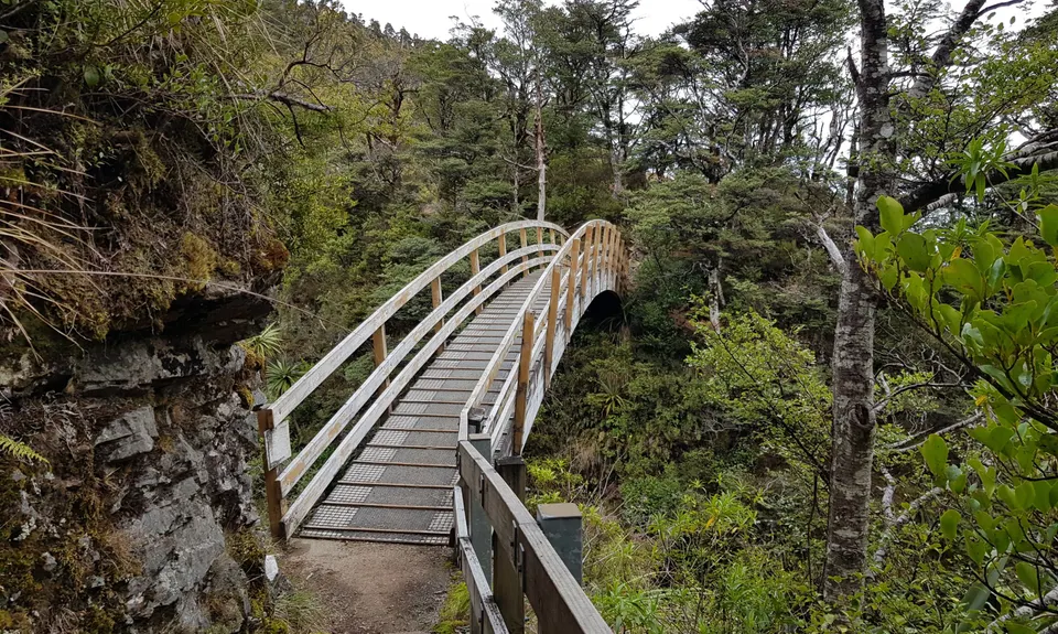 Rangiwahia Hut - Deadmans Track, Manawatu - Wanganui