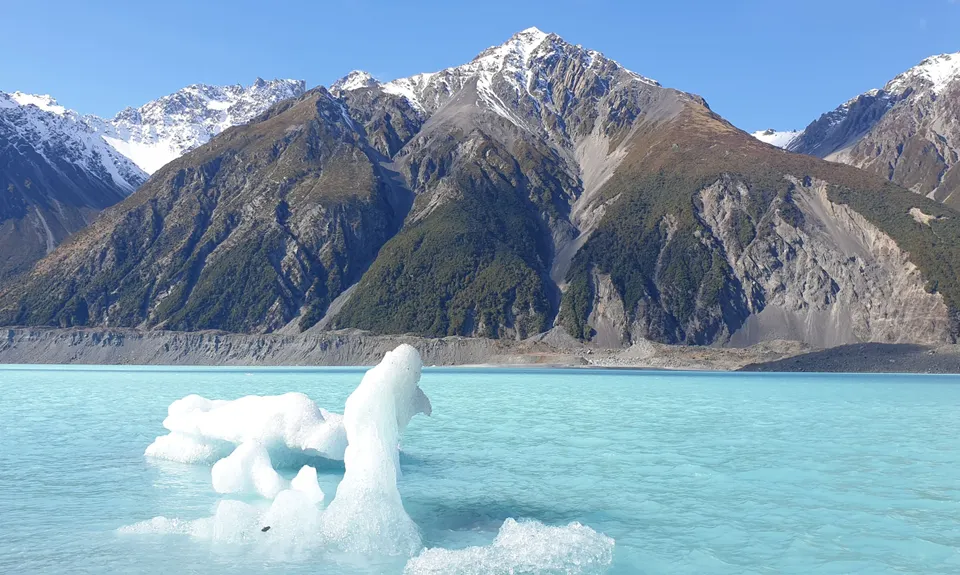 Icing on the Lake, Canterbury