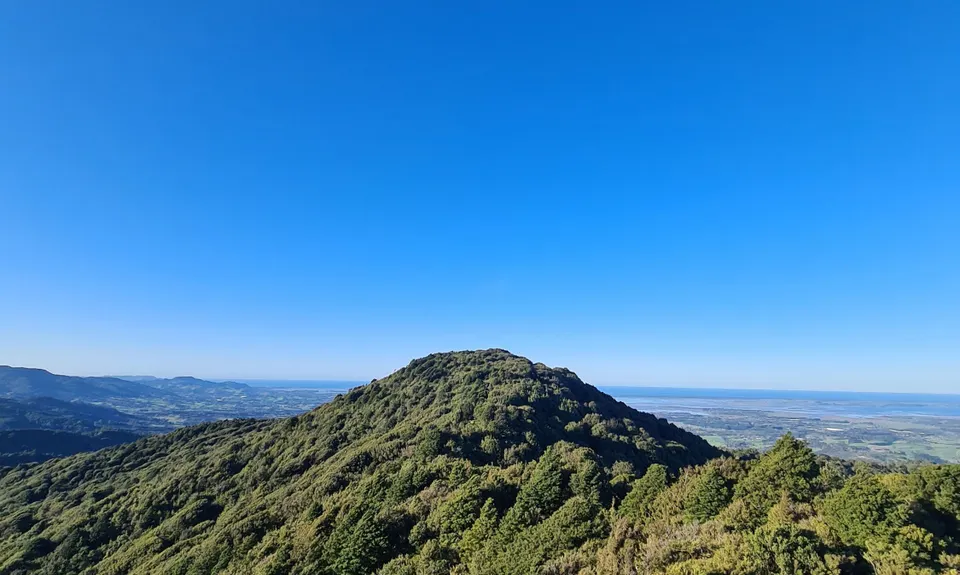 Sentinel Rock Scramble, Bay of Plenty