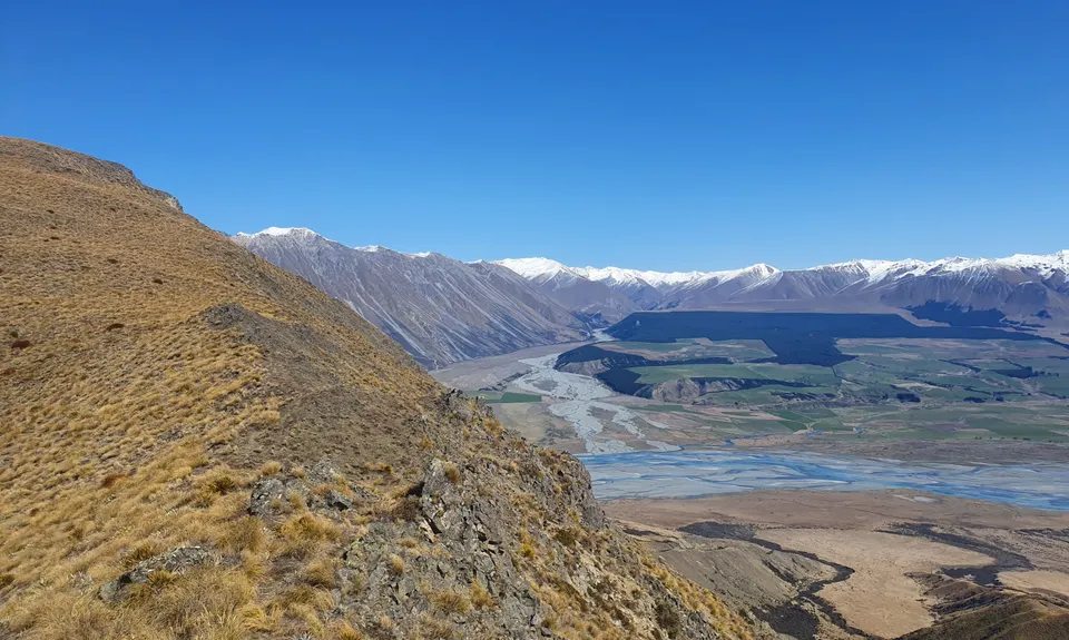 Looping Mt Harper , Canterbury