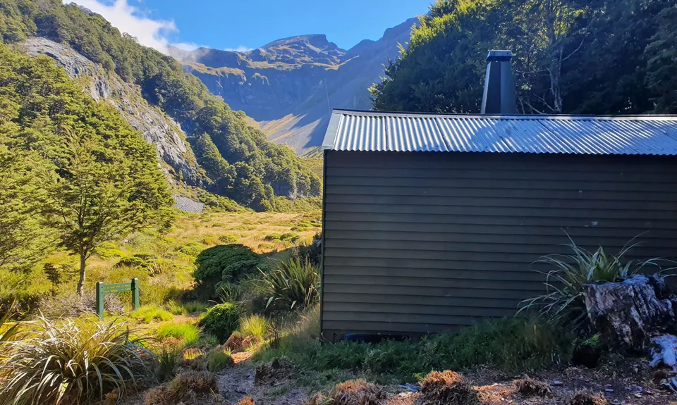 The Ellis, Tasman