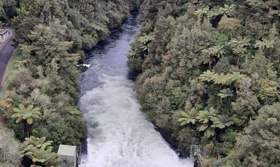Arapuni Swing Bridge to Jones Landing , Waikato