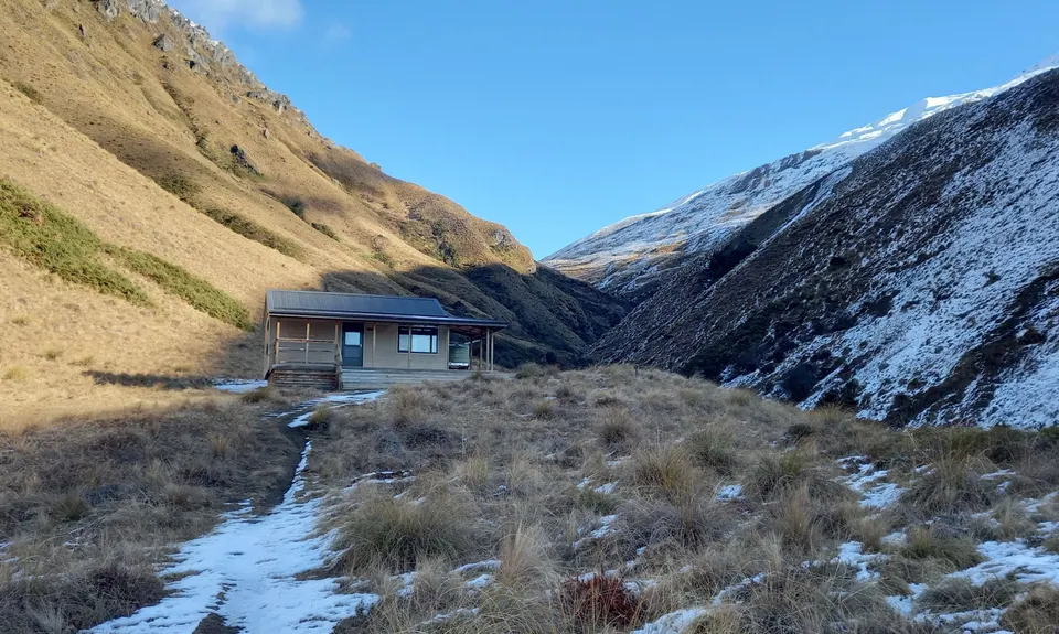 Fern Burn Hut, Otago