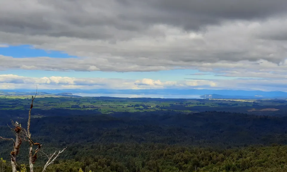 Mount Titiraupenga , Waikato