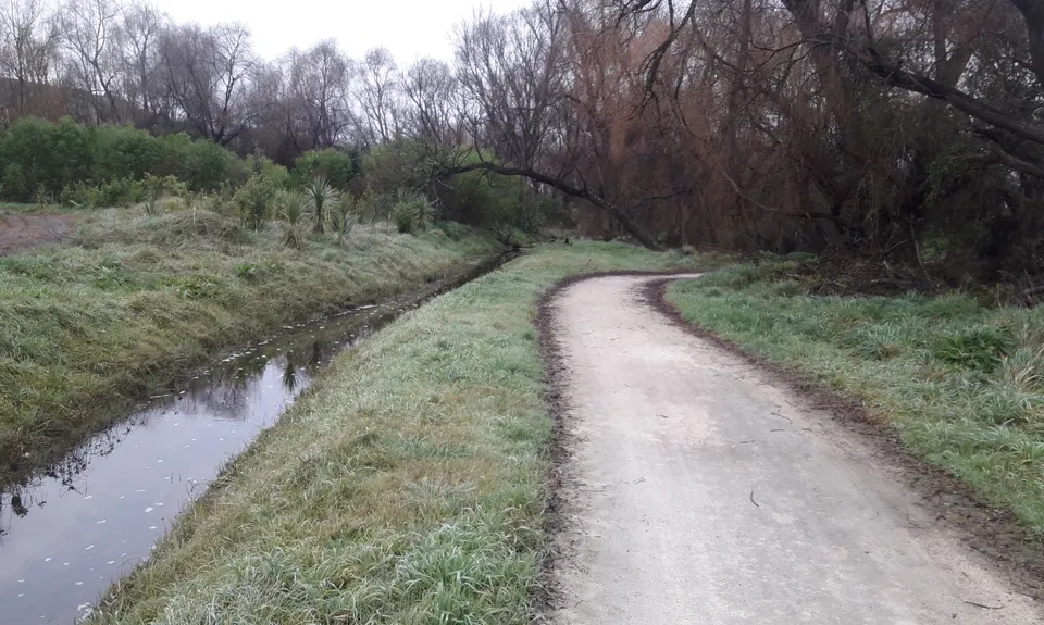 To the Puketapu Pub!, Hawkes Bay