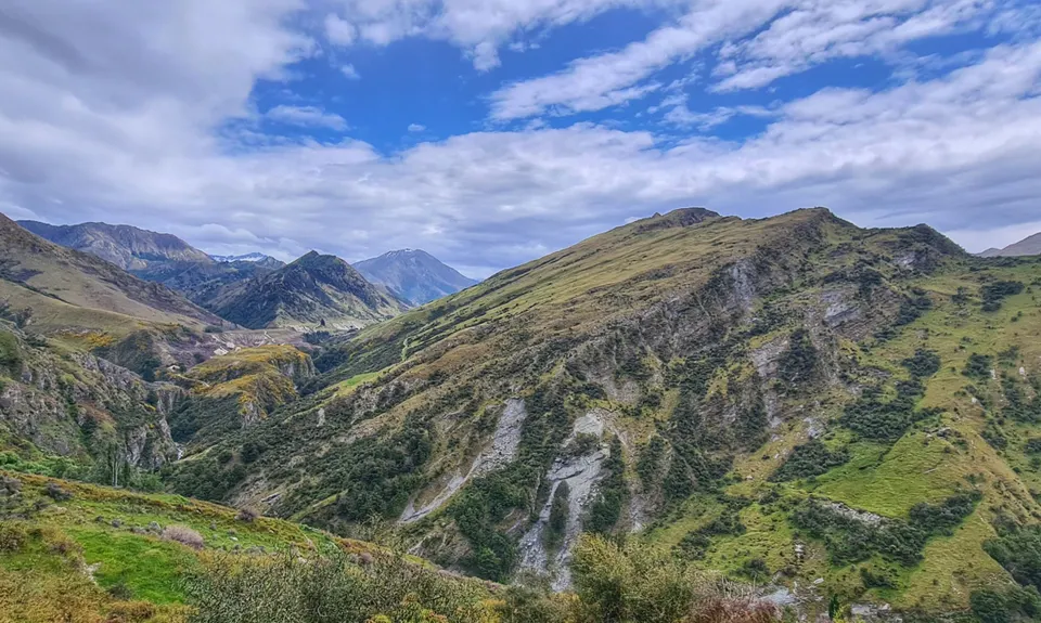 Moonlighting to Sefferstown, Otago