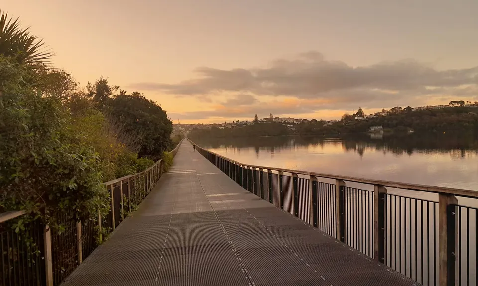 Te Ara ki Uta ki Tai, Auckland