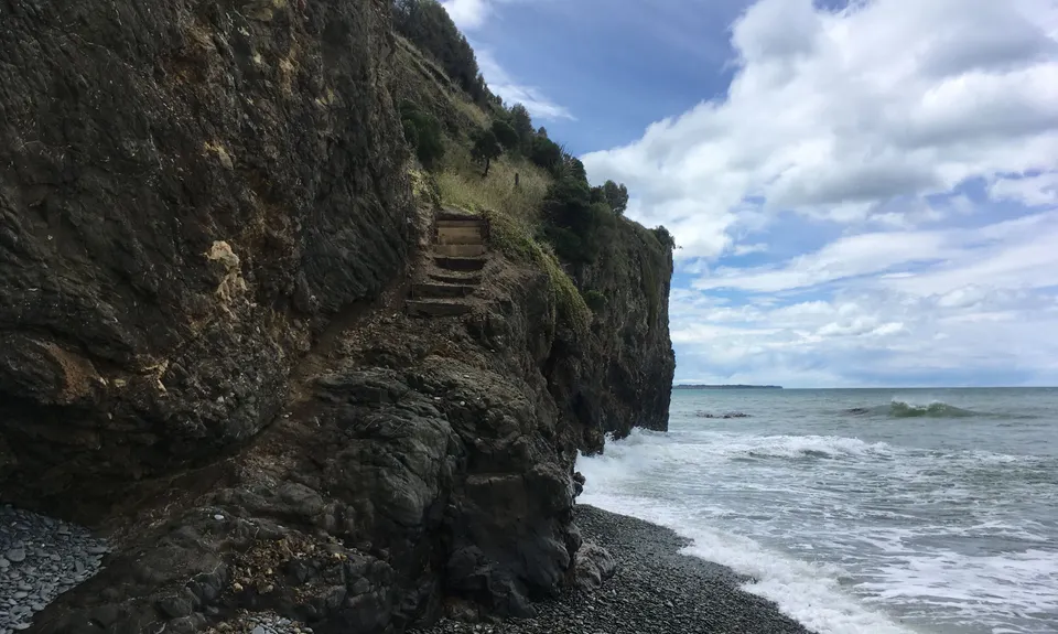 Caped Crusader, Otago