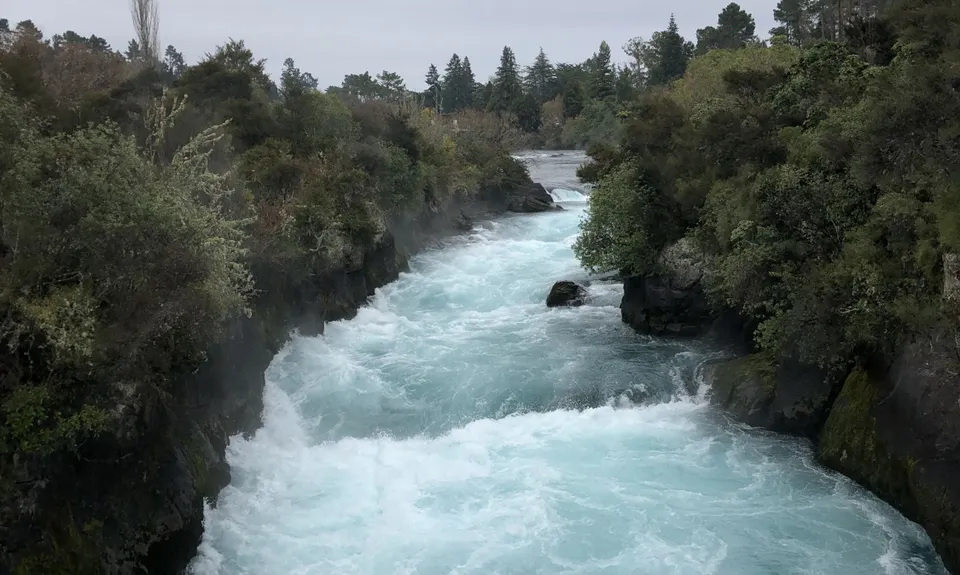 Huka Falls to Aratiatia Dam Loop, Waikato