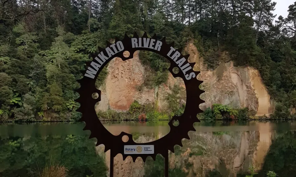 Arapuni Swing Bridge to Jones Landing , Waikato