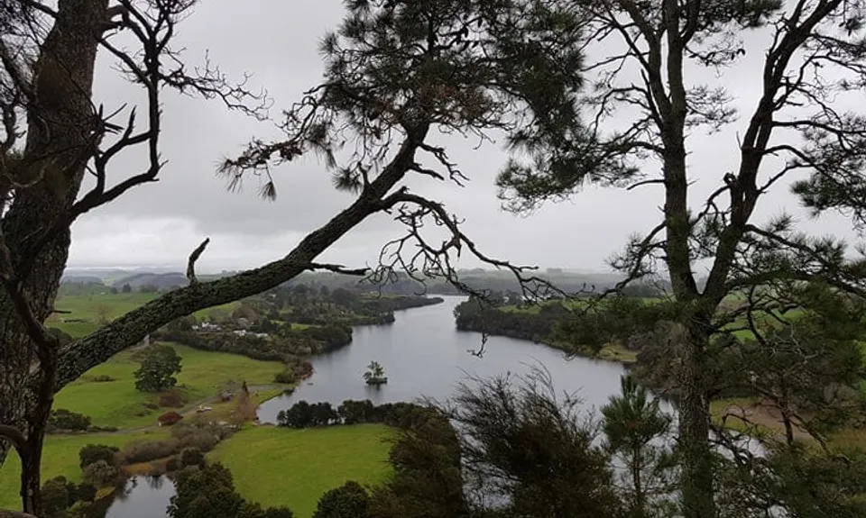 Arapuni Swing Bridge to Jones Landing , Waikato