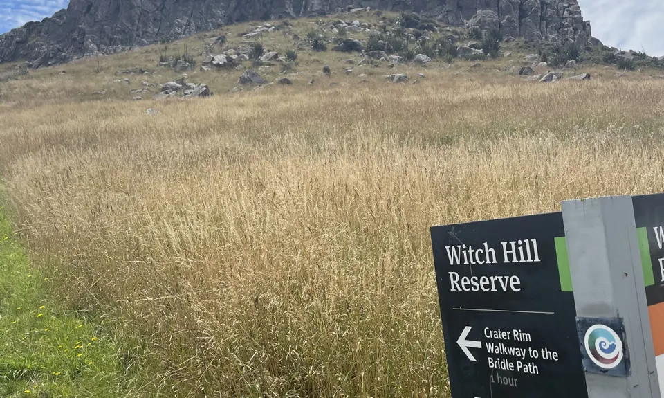 The Crater Rim, Canterbury