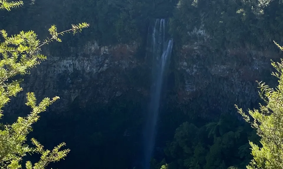 Tupapakurua Falls, Manawatu - Wanganui