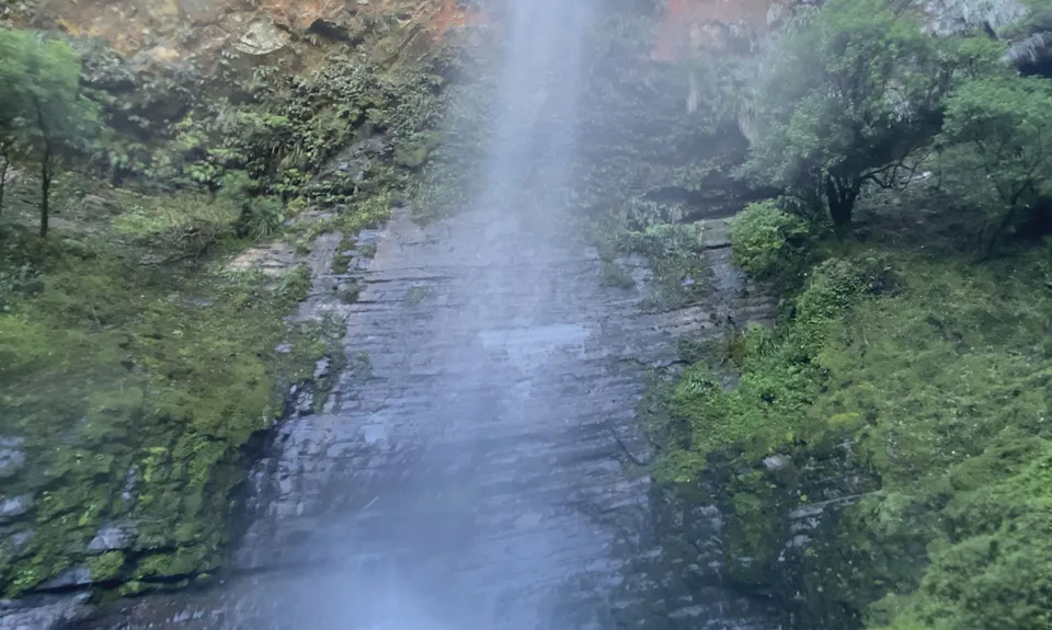 Tupapakurua Falls, Manawatu - Wanganui