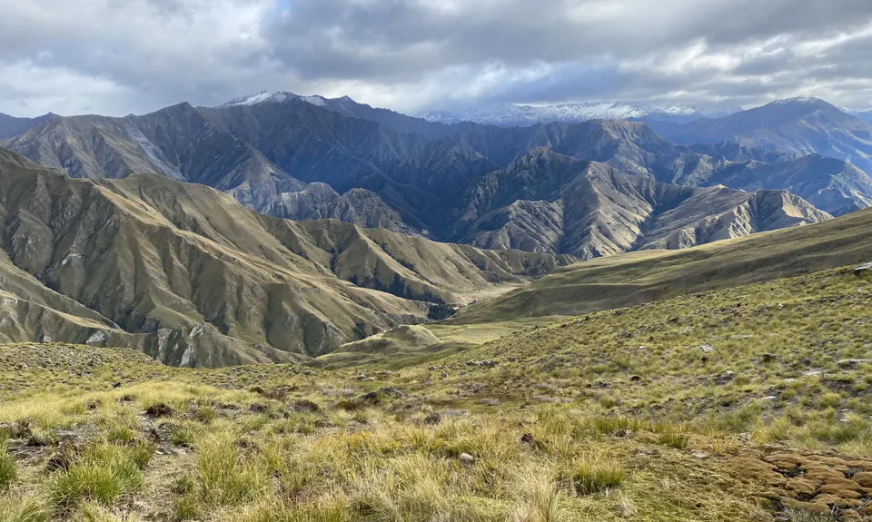 Moonlighting around Bowen Peak, Otago