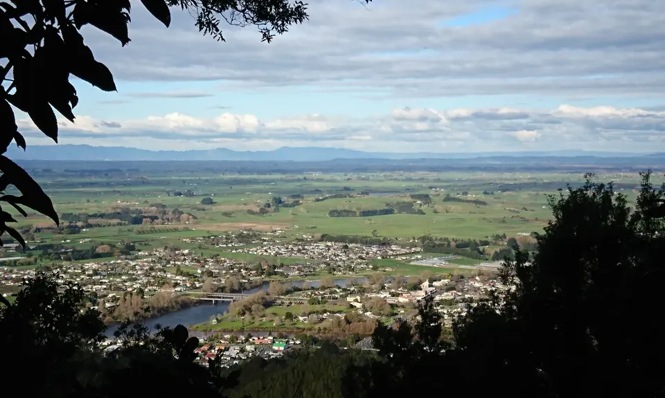 Hilly Hakarimata, Waikato