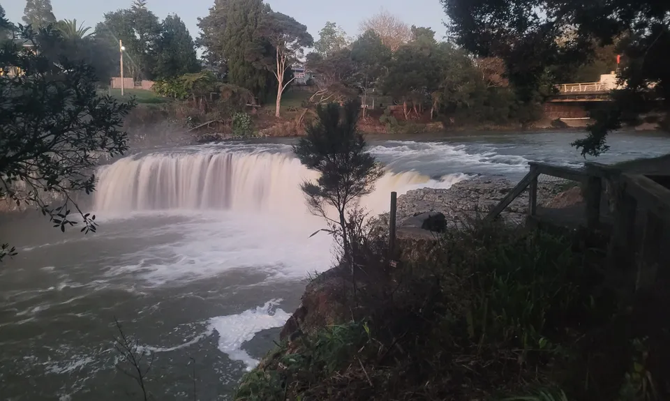 Haruru Falls Trek , Northland