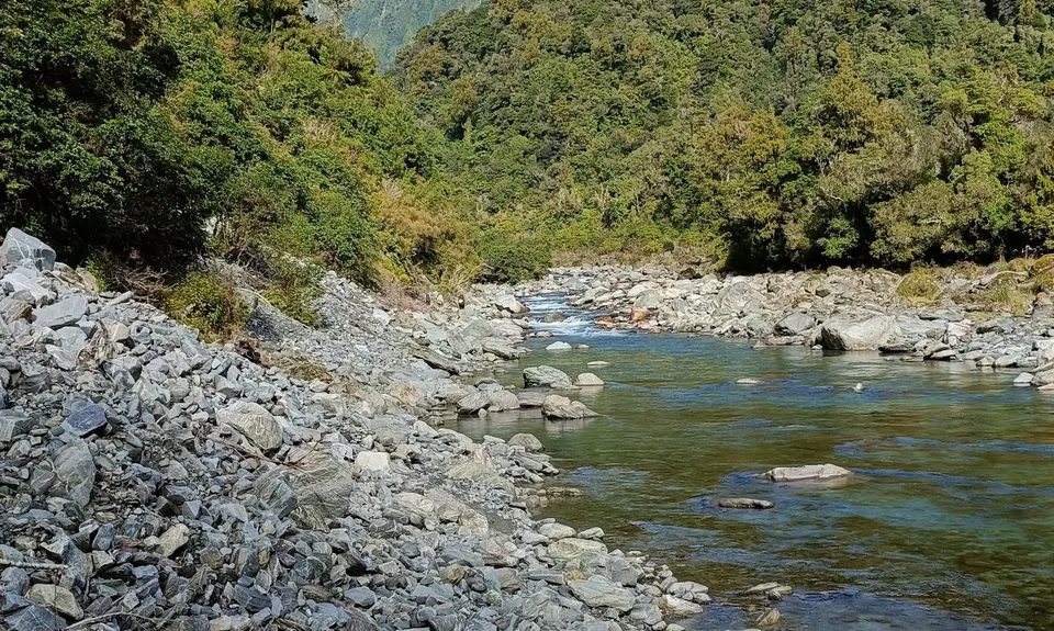 Hot Springing to Cedar Flats, West Coast