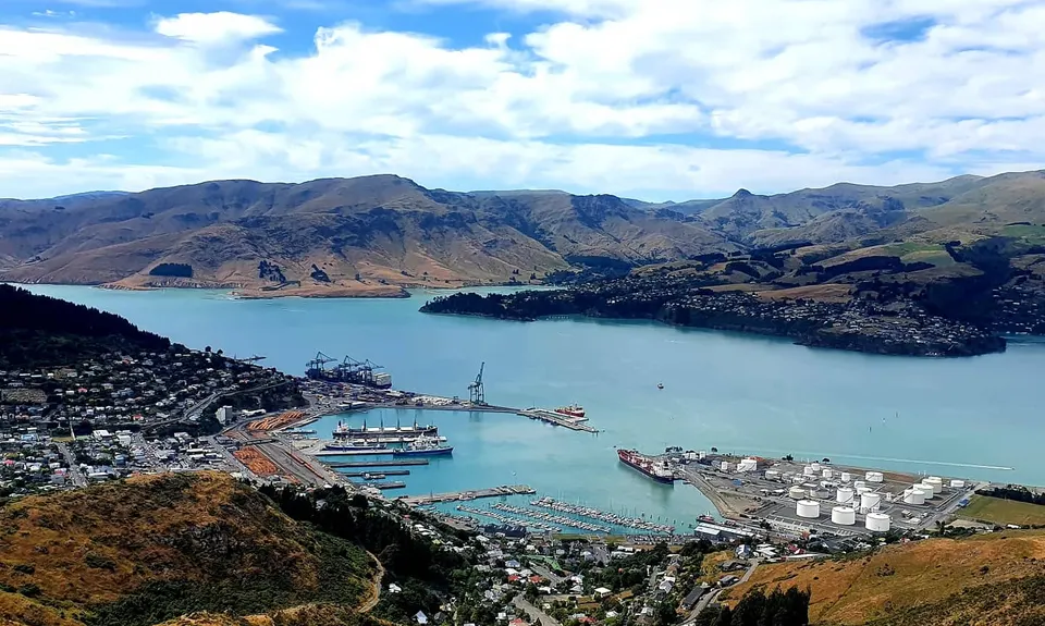 The Crater Rim, Canterbury
