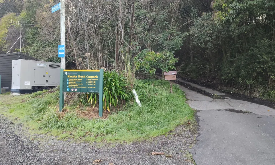 Crosbies Hut via Karaka Track , Waikato