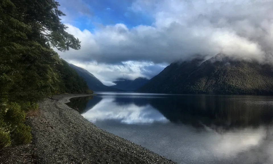 Parachute Rocks and St Arnaud Ridge, Tasman
