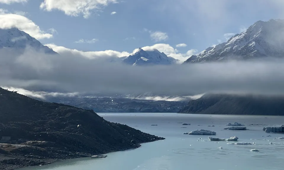 Icing on the Lake, Canterbury