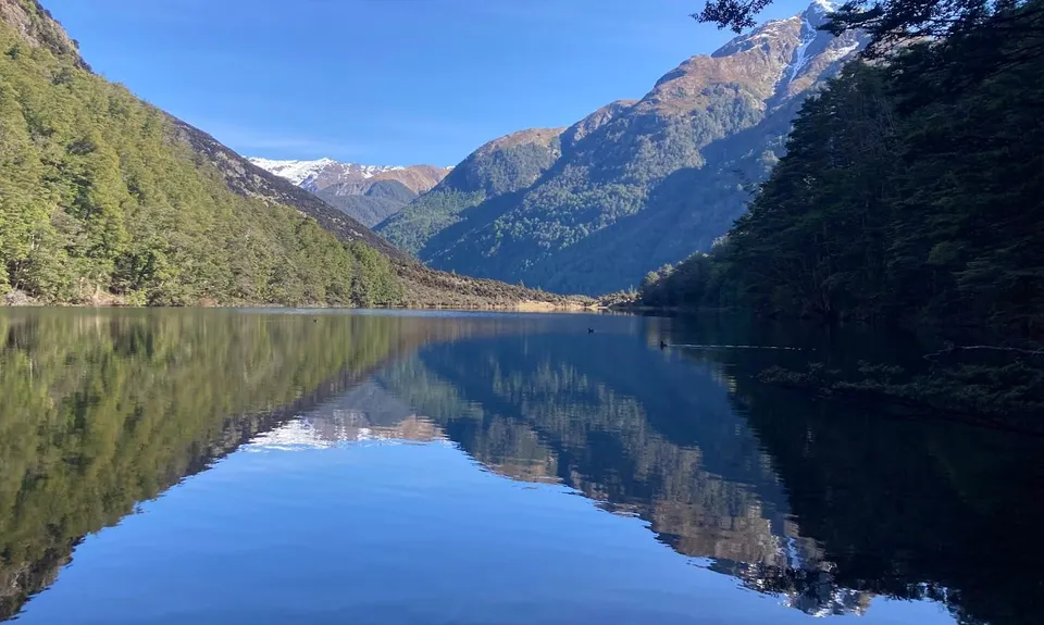 Greenstone Hut via Lake Rere, Otago