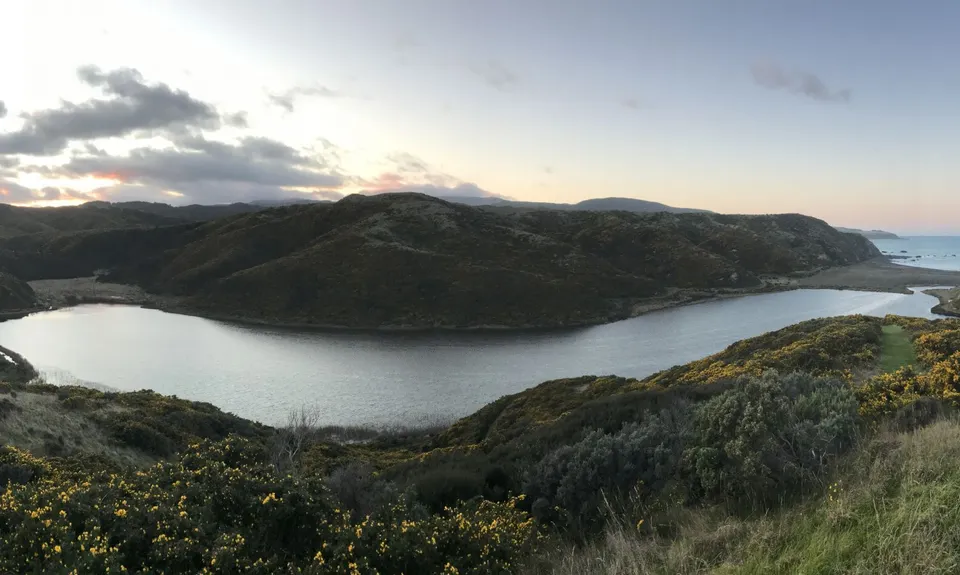 Lighthouses and Lakes, Wellington