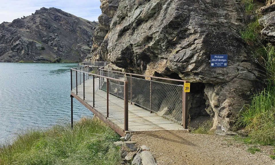 Lake Dunstan Trail, Otago