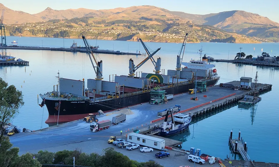 Lyttelton Semi-Circle, Canterbury