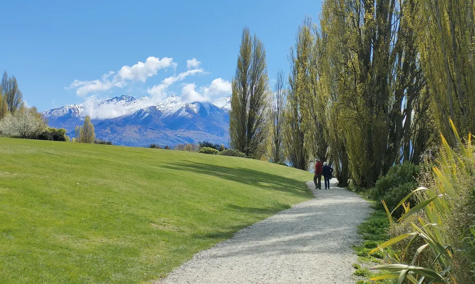 Millennium Track: Glendhu Bay to Wānaka Tree, Otago