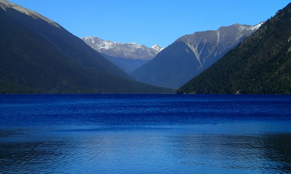Parachute Rocks and St Arnaud Ridge, Tasman
