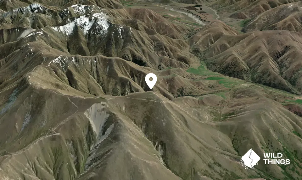 Longslip Mountain
