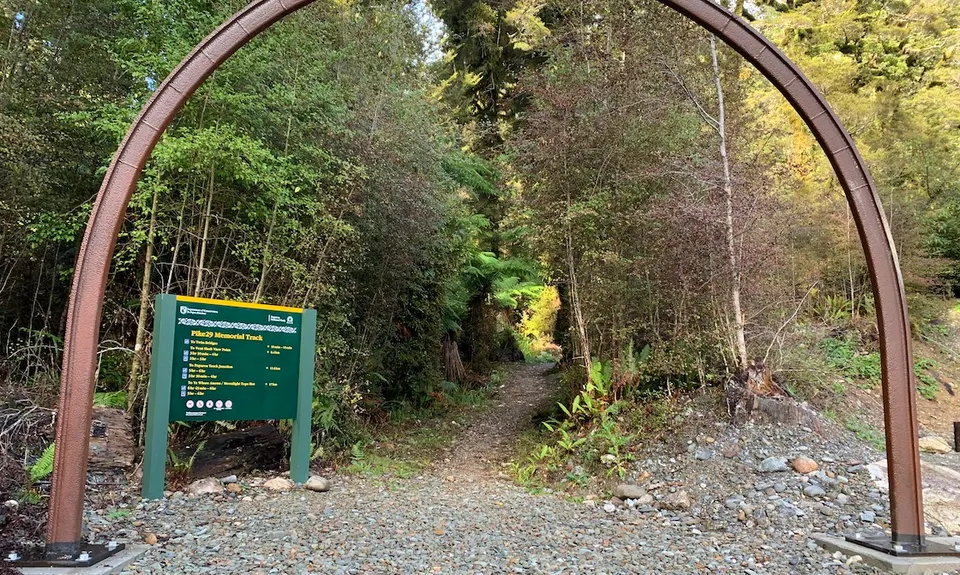 Pike29 to Vent Shaft Viewpoint, West Coast