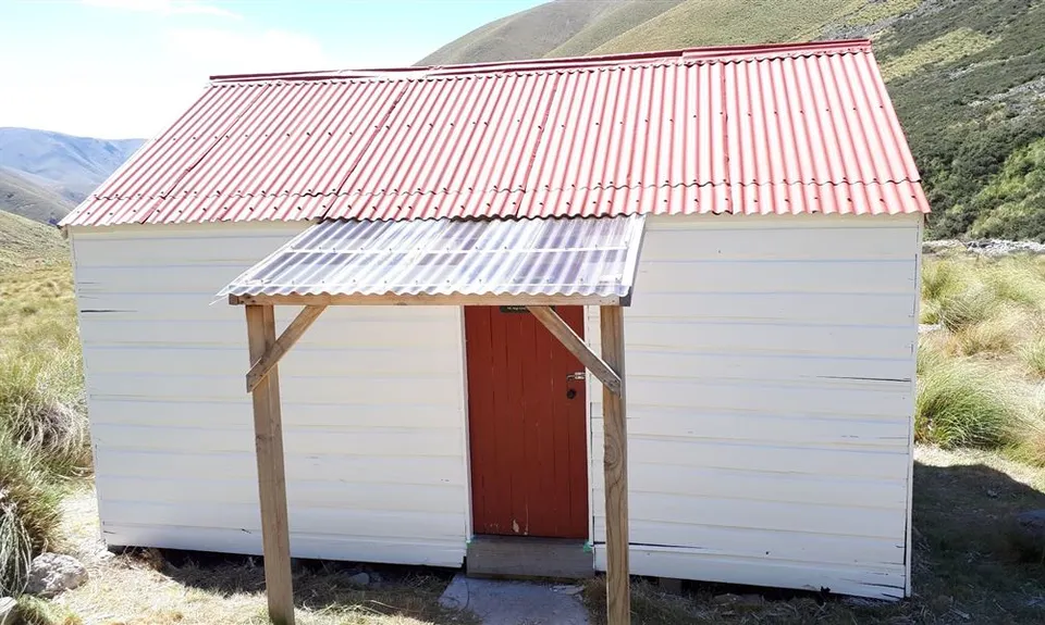 Otamatapaio Hut