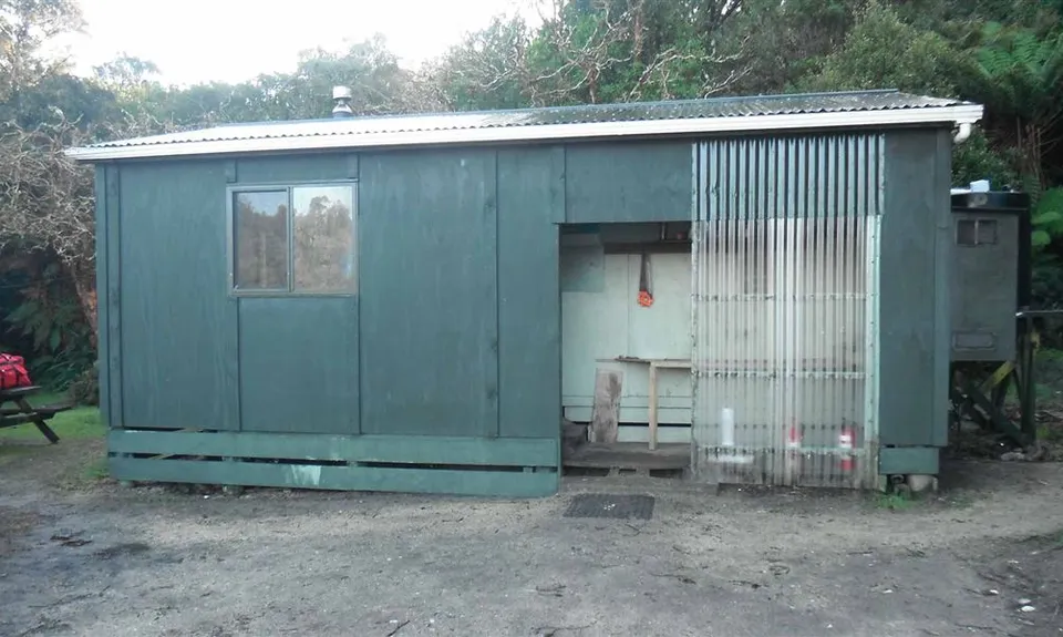 Port Adventure Hunters Hut