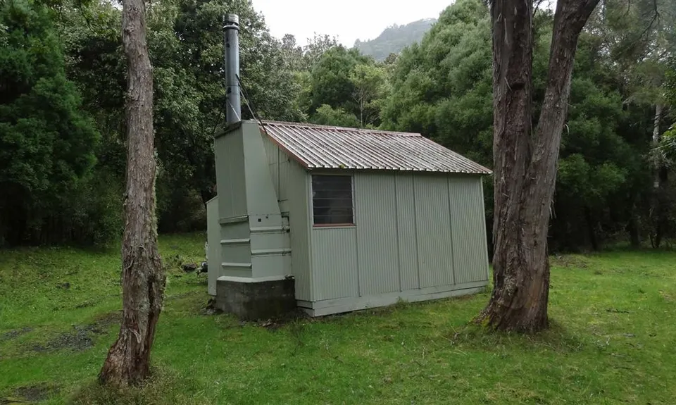 Kawakawa Hut