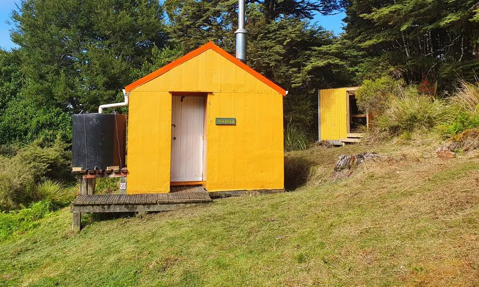 Hinerua Hut