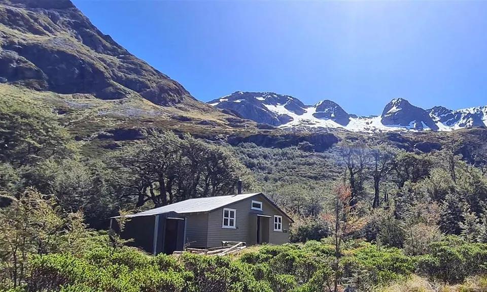 Blue Lake Hut