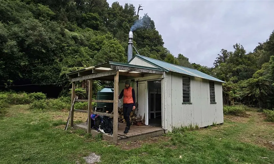 Tawa Hut