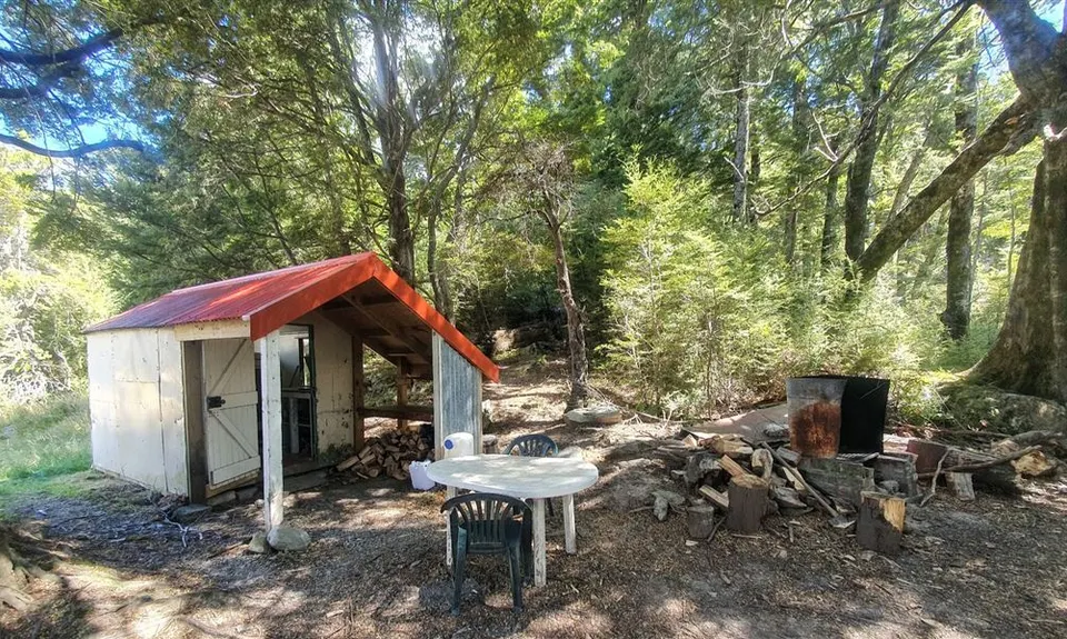 Grough Hut